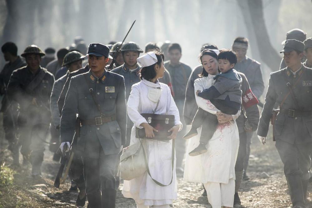 烽火英雄传，回顾与深度解析抗战岁月（2015年）